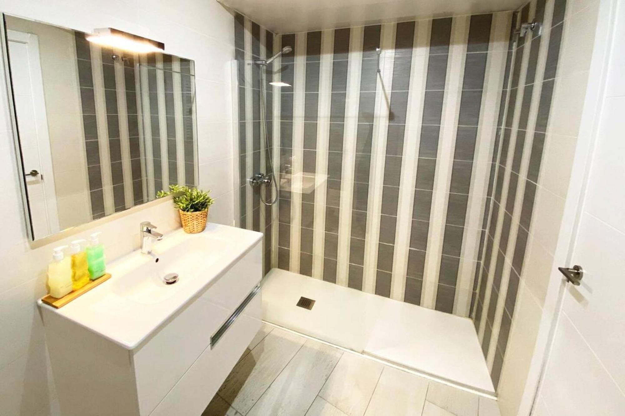 Apartamento De Diseno En Plaza Mayor Madrid Kültér fotó